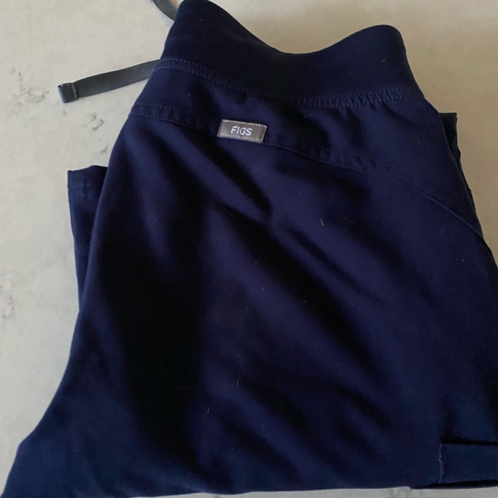 Women’s Navy Kade Cargo Scrub Pant